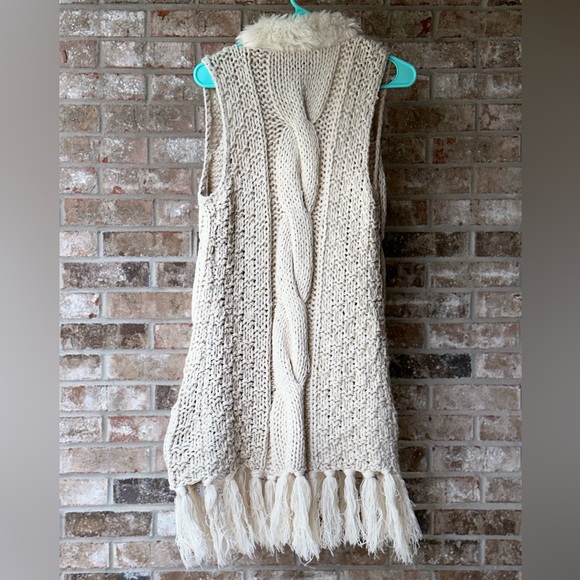 Buffalo David Bitton Cream Knit Vest with Faux Fur Trim Hippie Penny Lane BOHO - Picture 5 of 10